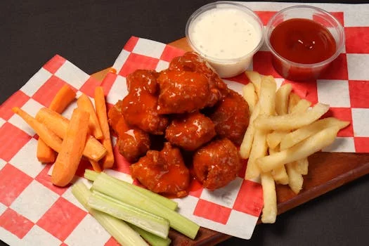 buffalo chicken wings spicy sauce