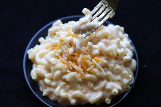 mac and cheese pasta creamy